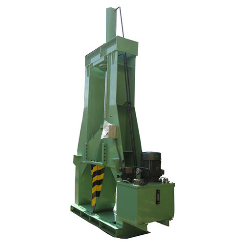 Hydraulic Wood Cutting Machine - Color: Green