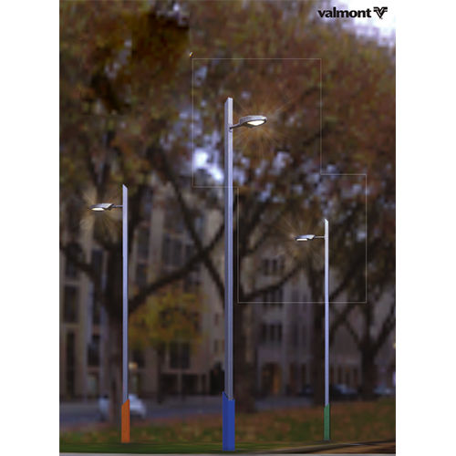 Plaza Poles - Efficiency: High