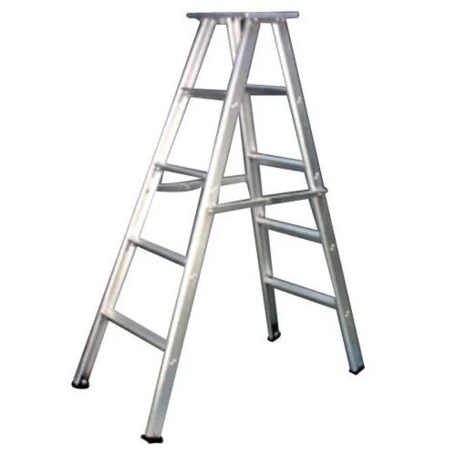 Auto Folding Ladder