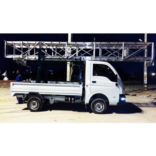 Vehicle Mounted Aluminium Tiltable Tower Ladder