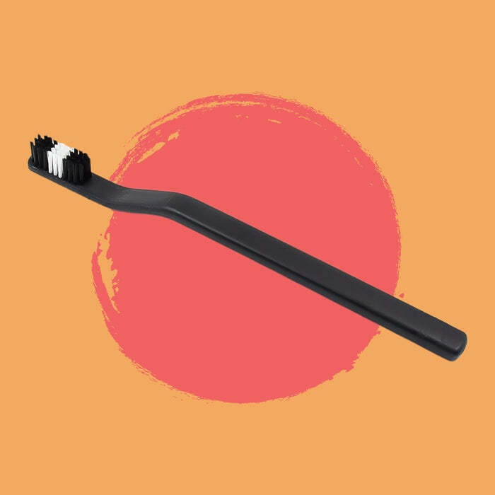 Plastic Toothbrush With Plastic Round Box