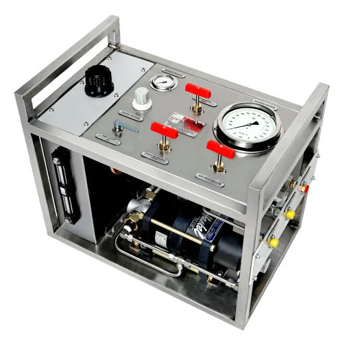 Portable Pressure Test Pumps For Offshore Oil Industry - Color: Silver