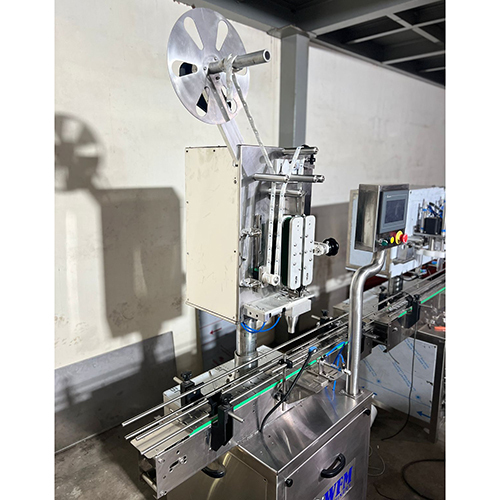 Automatic Desiccant Inserter Machine