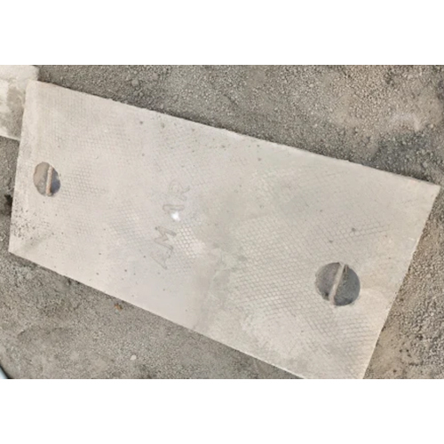 Heavy Duty RCC Rectangular Manhole Cover