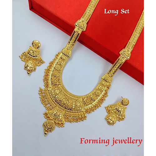 Ladies Modern Necklace Set