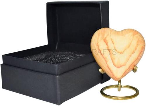 Wooden Finish Metal Heart Keepsake Cremation Urn , Mini Urn with Stand Funeral Urns Supplies