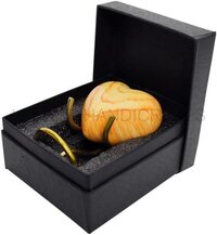 Wooden Finish Metal Heart Keepsake Cremation Urn , Mini Urn with Stand Funeral Urns Supplies