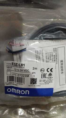 OMRON PHOTOELECTRIC SENSOR, E3Z-L81