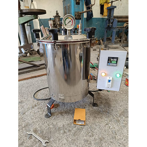 Vertical Autoclave