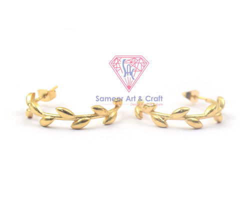 Fashionable Brass Leaf Design 18K Gold Plated Stud Earring