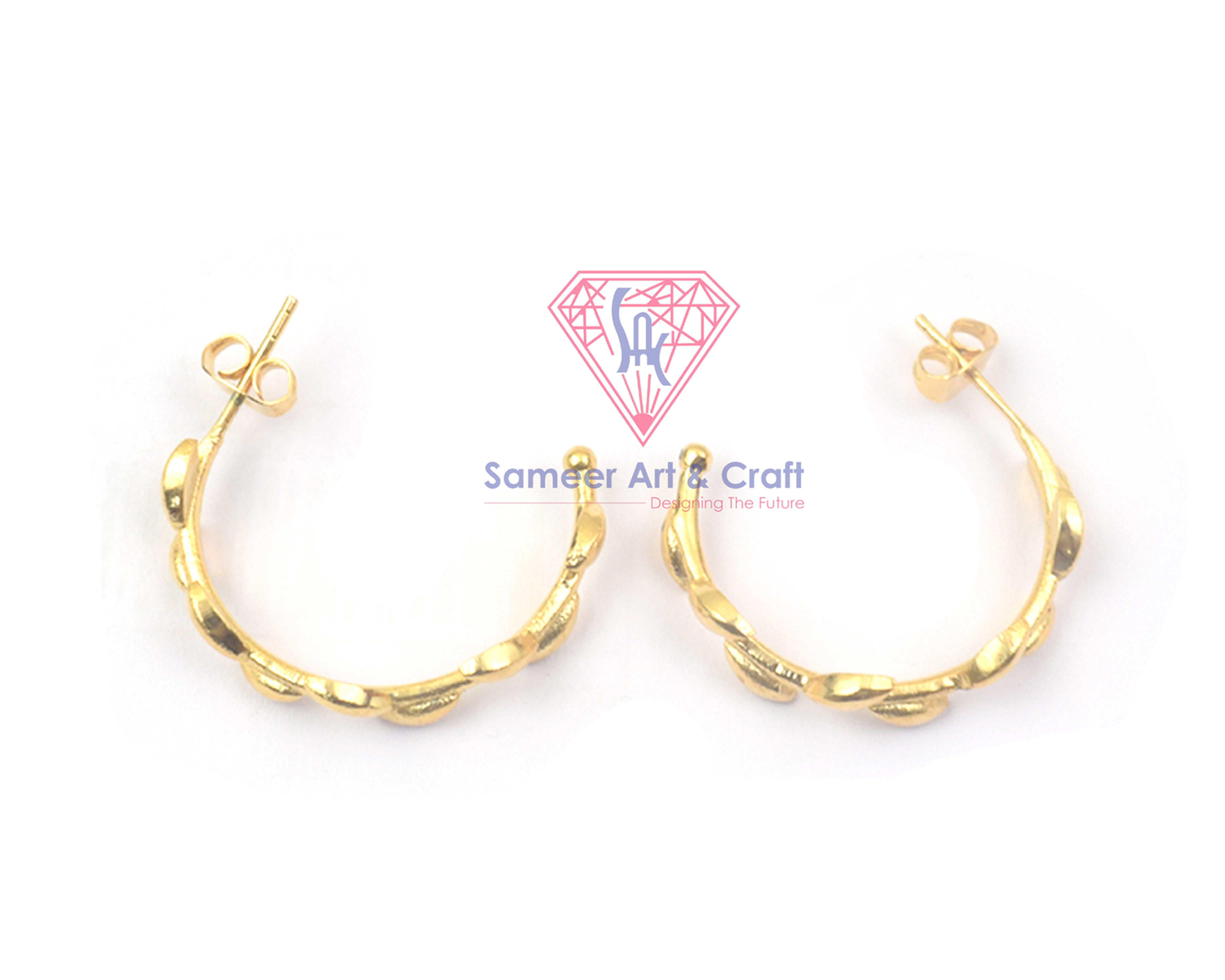 Fashionable Brass Leaf Design 18K Gold Plated Stud Earring