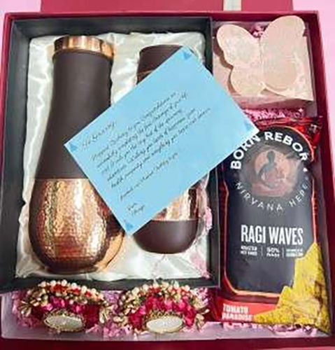 Diwali Gift Hamper - Color: Multicolor