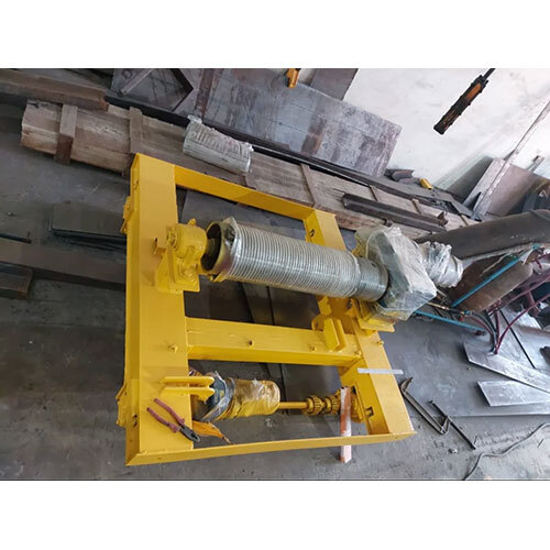 HEAVY DUTY EOT CRANE