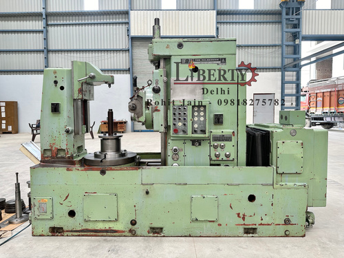TOS OF-71 Gear Hobbing Machine