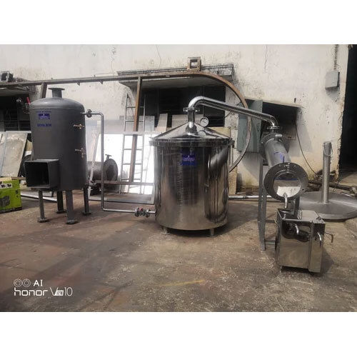 Aromatic Oils Steam Distillation Plant - Color: Silver