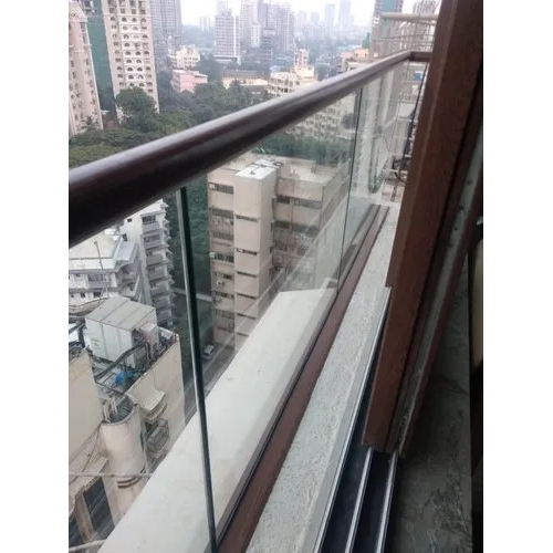 Balcony Flat Glass Railing - Feature: Rodent Proof