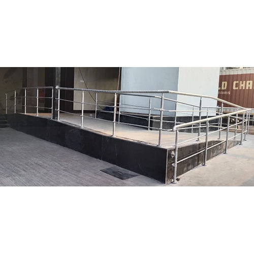 Ss Balcony Safety Railing - Feature: Rodent Proof