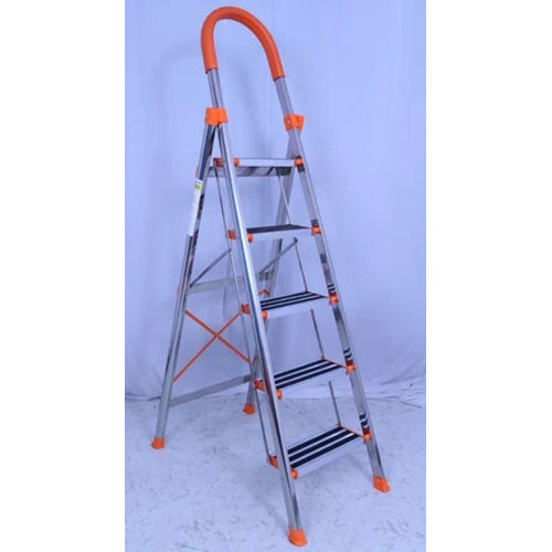 Broad Step Ladder - Feature: Easy To Use