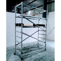 Silver Aluminium Scaffolding - 3.2mm Height, 2.0mm Length, 0.75mm Width | 250kg Loading Capacity, Pre-galvanized Surface Treatment, Includes Ladders