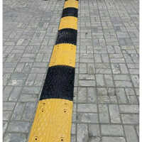 Rubber Speed Bump - Dimension (l*w*h): 500 X 350 X 50 Millimeter (mm)