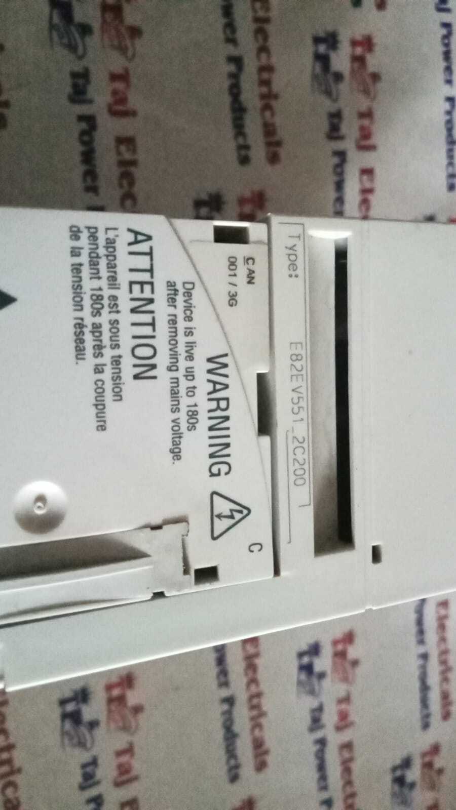 LENZE E82EV551_2C200 INVERTER AC DRIVE