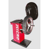 Micro Wheel Balancing Machine Unitrol-poland - Power Source: Electric