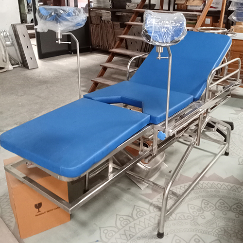 Telescopic Labour Table