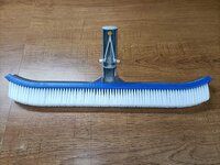 SWIMMING POOL BRUSH