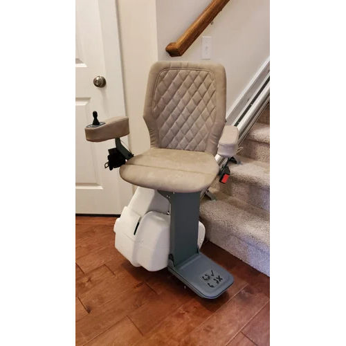 Devi Up Indoor Stair Lift - Load Capacity: 100-150 Kilograms (Kg)