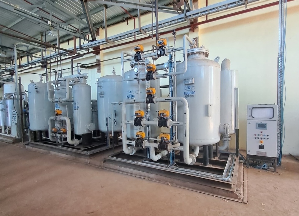 Nitrogen Plant - Stainless Steel Alloy, Automatic Operation - Yellow Color, 1 Year Warranty, Industrial Use