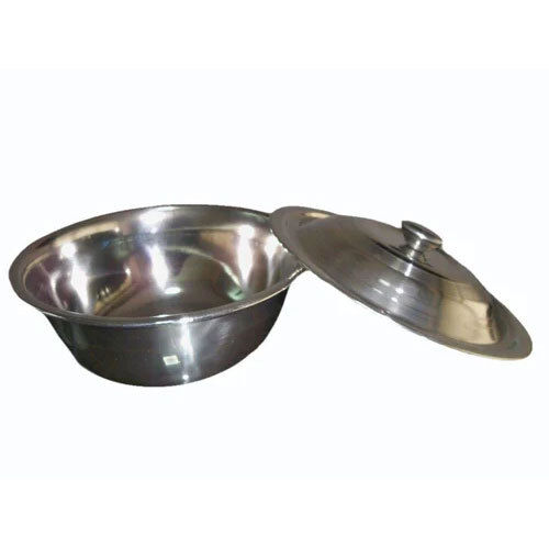 S S Bowl With Lid - Color: Silver