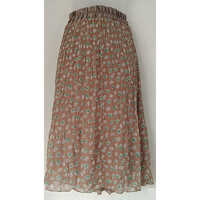 Ladies Silk Skirt - Multicolor Printed Silk Material, Modern Dress Type With Korean Ethnic Patterns