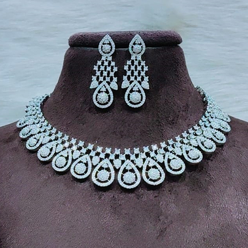 Ladies American Diamond Necklace Set - Gender: Women