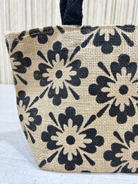 Stylish And Unique Printed Ladies Shopping Bag Jute Material