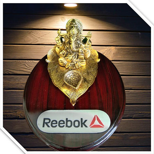 Ganesh Ji On Leaf Wooden Stand - Color: Golden