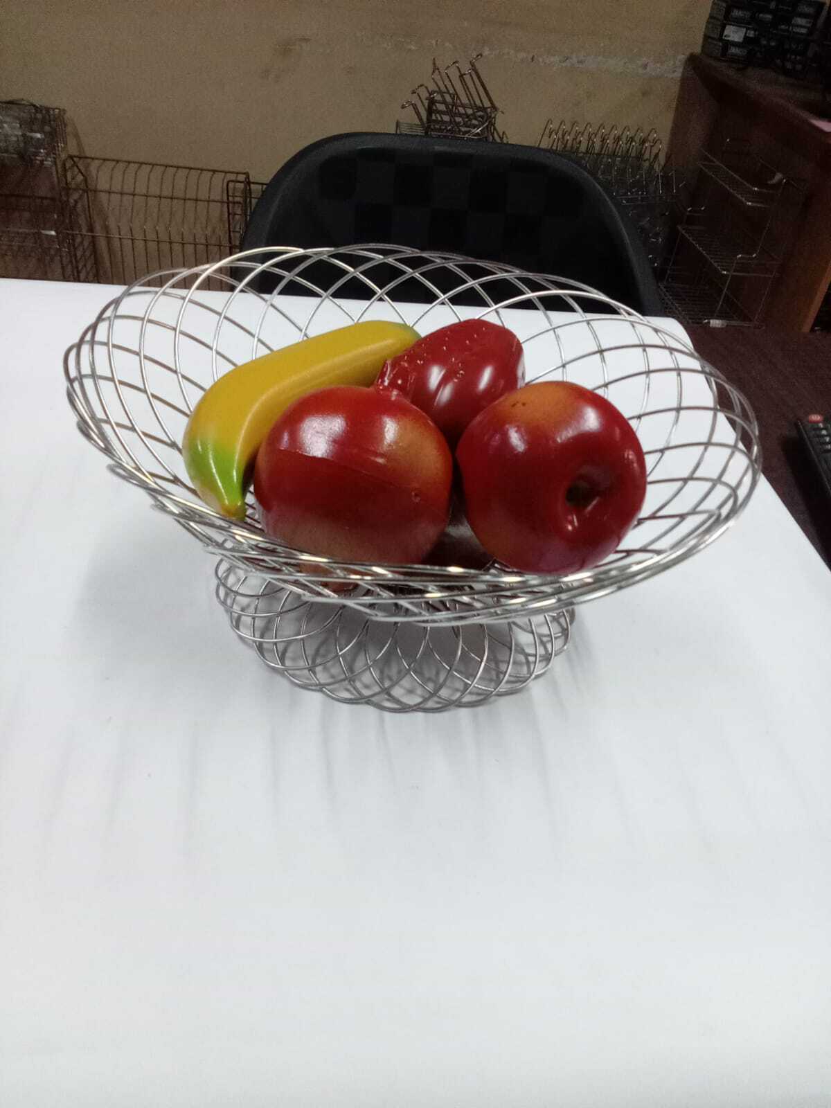 STAINLESS STEEL NATURAL FRUIT BASKET