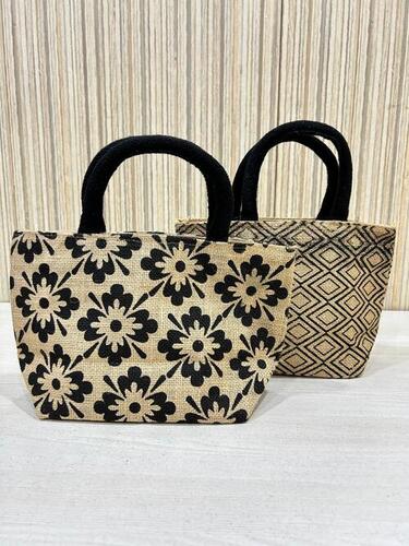 Beautiful and Stylish Printed Ladies Shopping Bag Jute Material