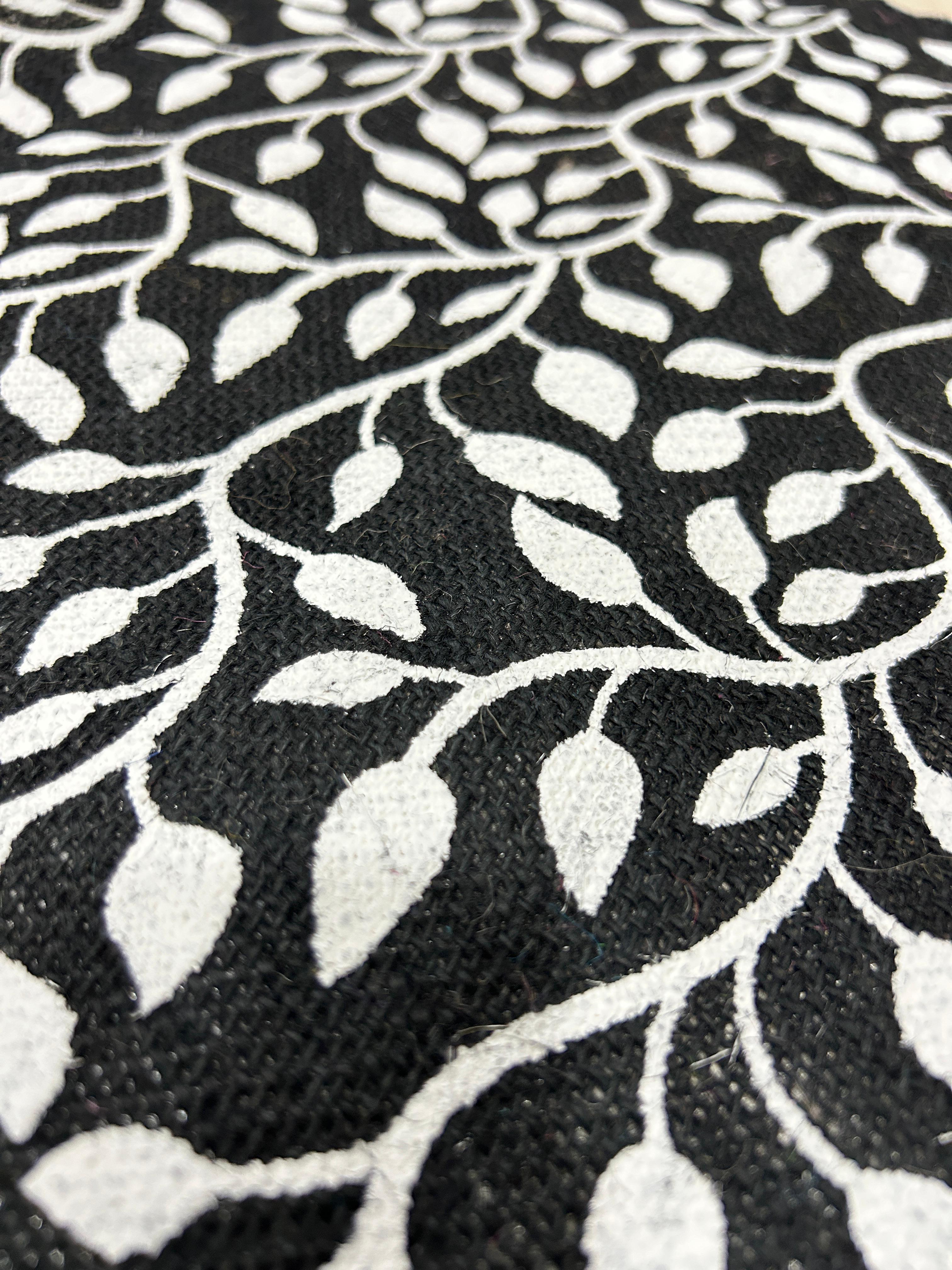 Black Color Laminated Print Jute Fabric For Making Jute Bags and Handicrafts Items