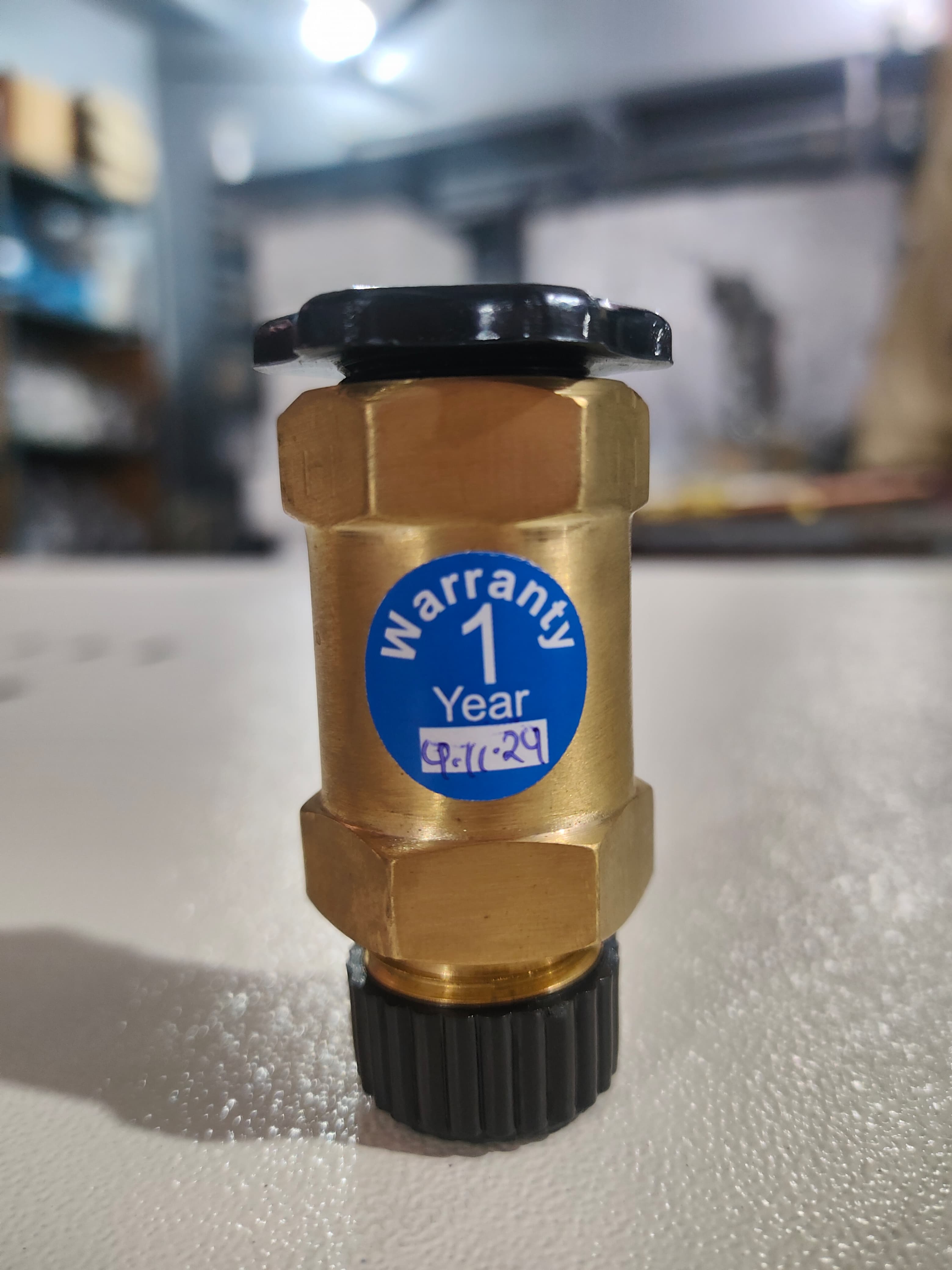 Non Return Valve For Oxygen Manifold - Material: Brass