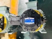 Hydraulic Motor Pump Assembly - Color: Black And Yellow