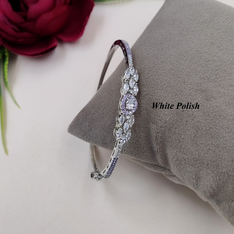 Fashionable American Diamond Bracelet