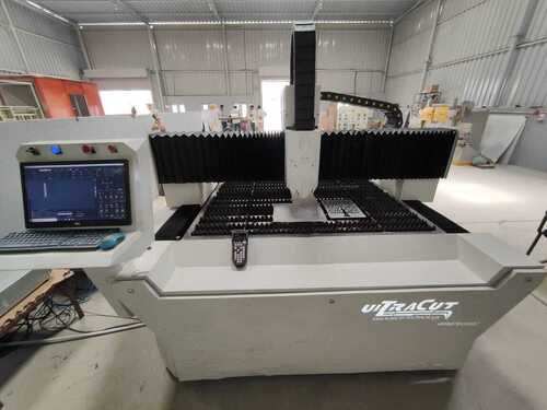 1KW CNC LASER CUTTING MACHINE