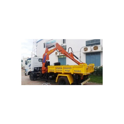 Whale Scoop Roadside Open Drain Desilting Machine - Capacity: 1000 Ltr/Hr