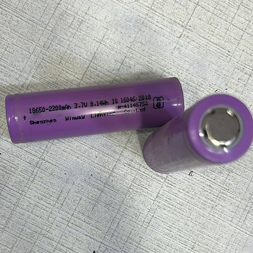 18650-2200 MAH 3.7V 8.14WH Li-ion Cell
