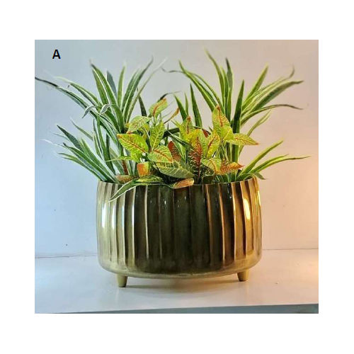 1327 18X27Cm Metal Planter - Color: Various Available