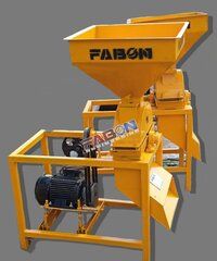 FEED GRINDING MACHINE 250-300 KG HOUR