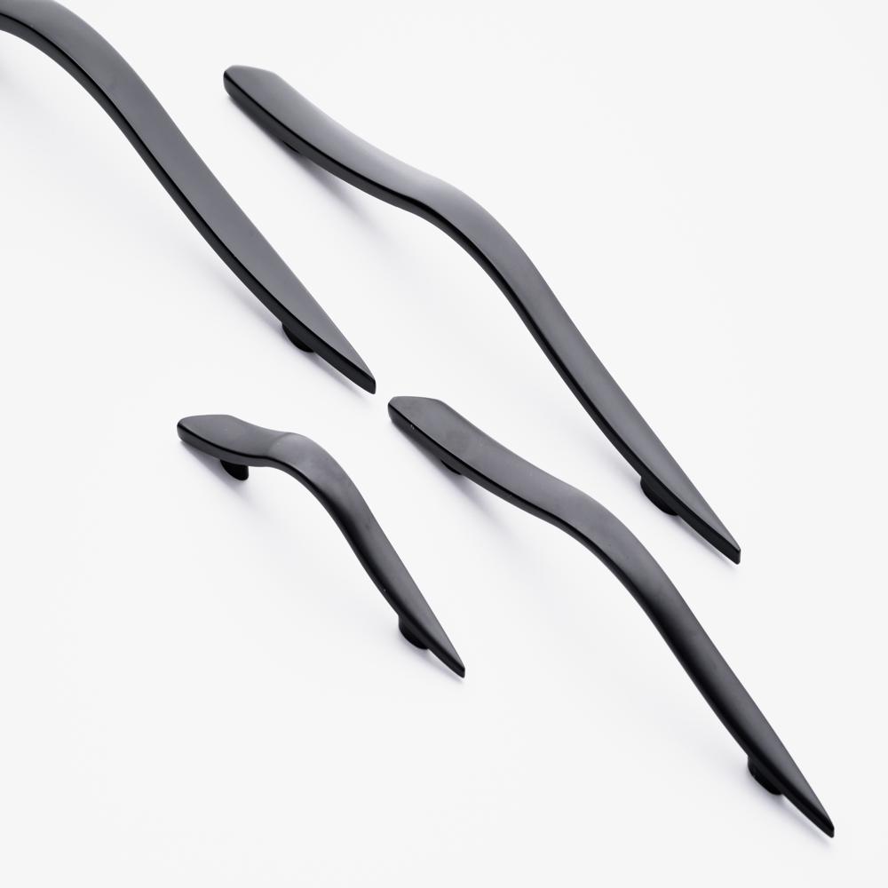 Zinc Cabinet Pull Handle - 4 Inch Length, Polished Finish, Standard Design, Sturdy Zinc Material for Elegant Cabinet Fitting