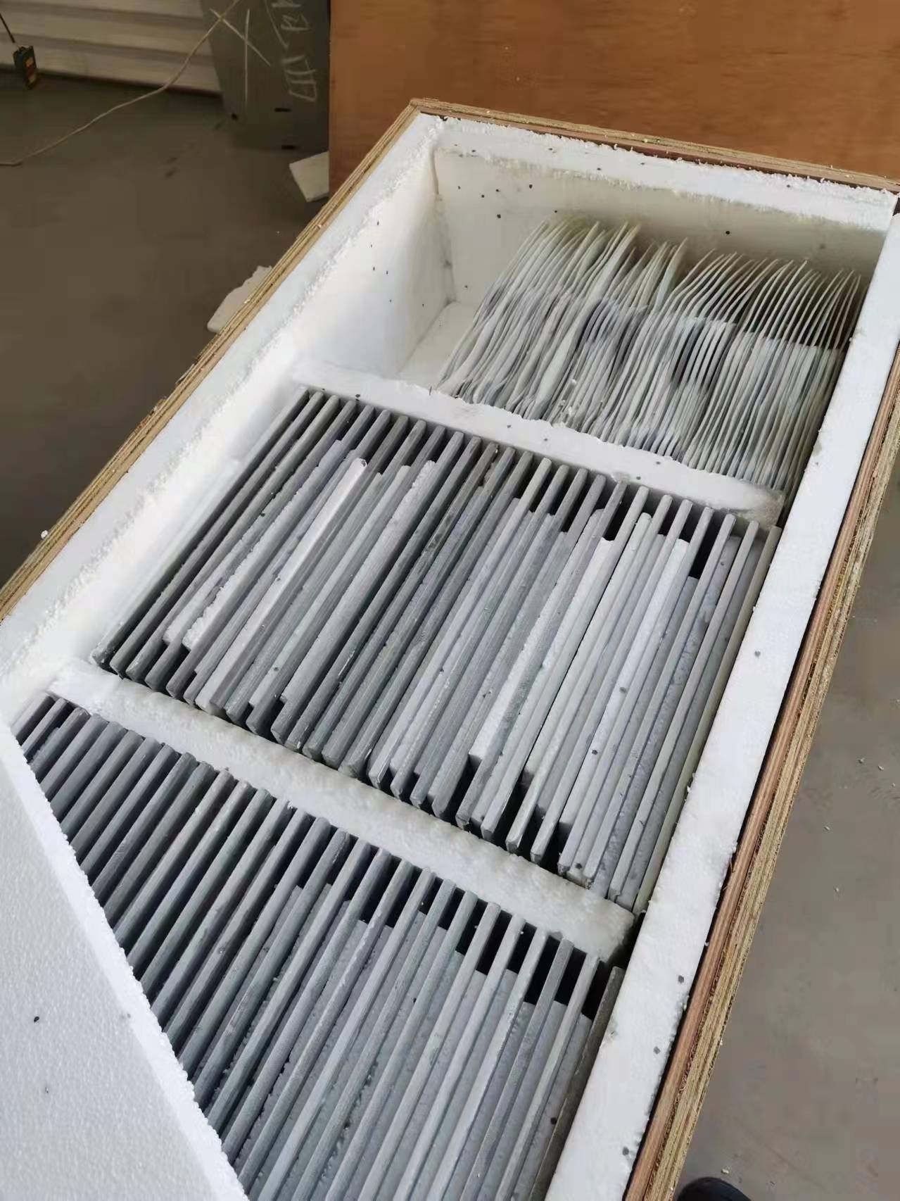Kiln Furniture Nitride bonded silicon carbide (NSiC) kiln plates for sanitary ware
