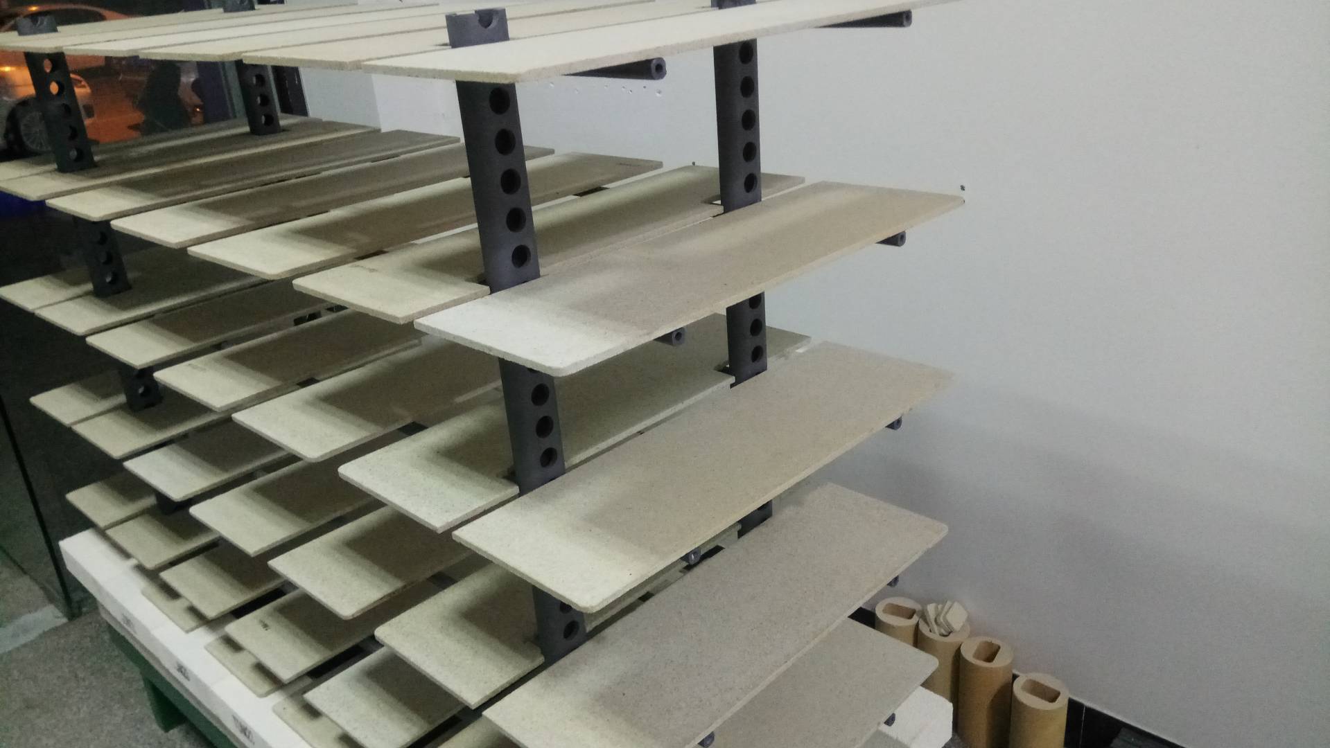 Kiln Furniture Silicon Carbide SiC/ RBSiC/ SiSiC Round Cross Beams
