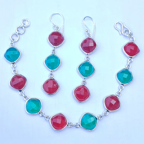 Natural Carnelian and Green Onyx Bracelet